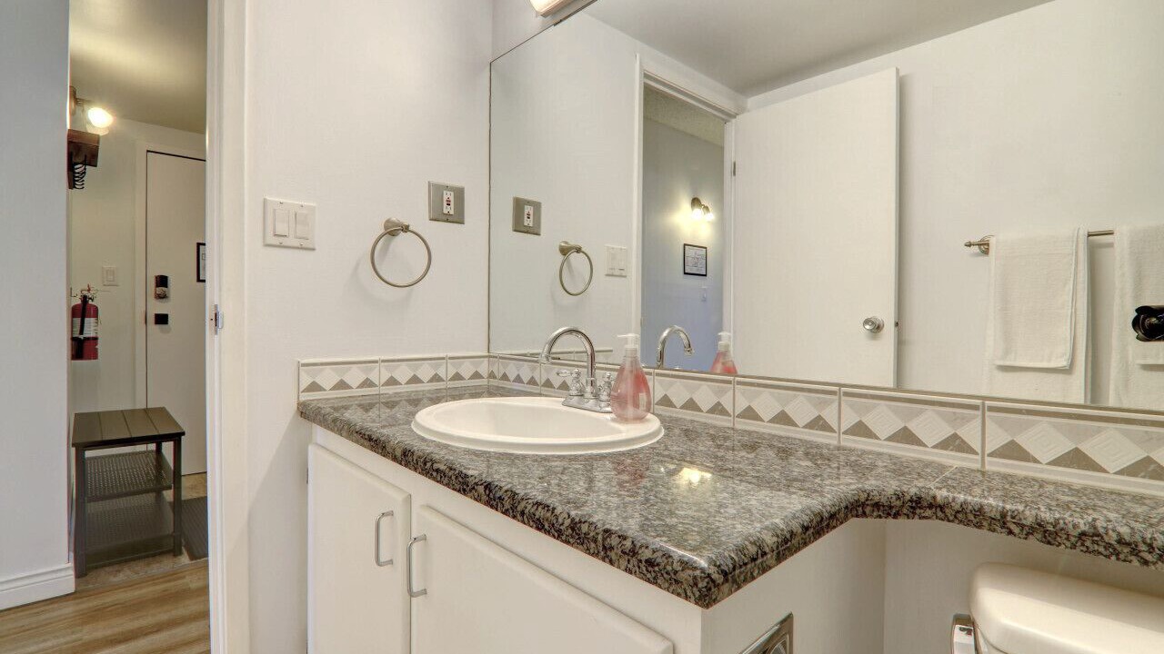 Photo of Bathroom in Victoria Park
