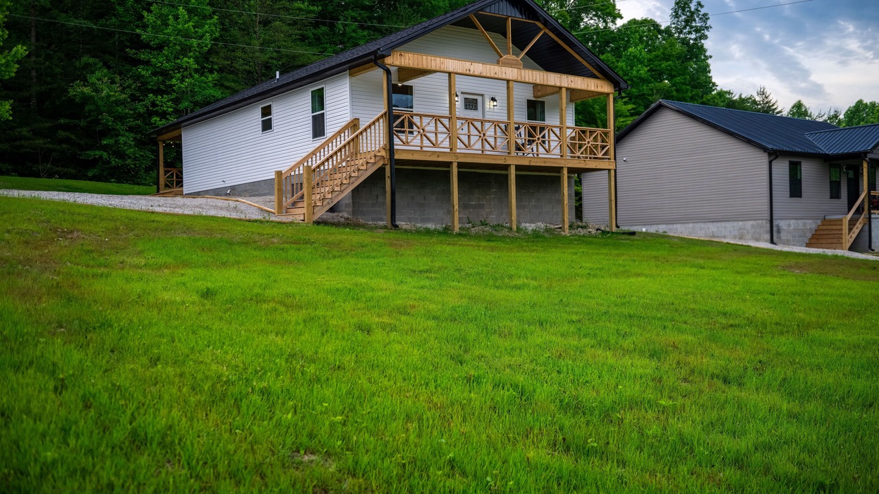 Photo of Outdoor in Clay City