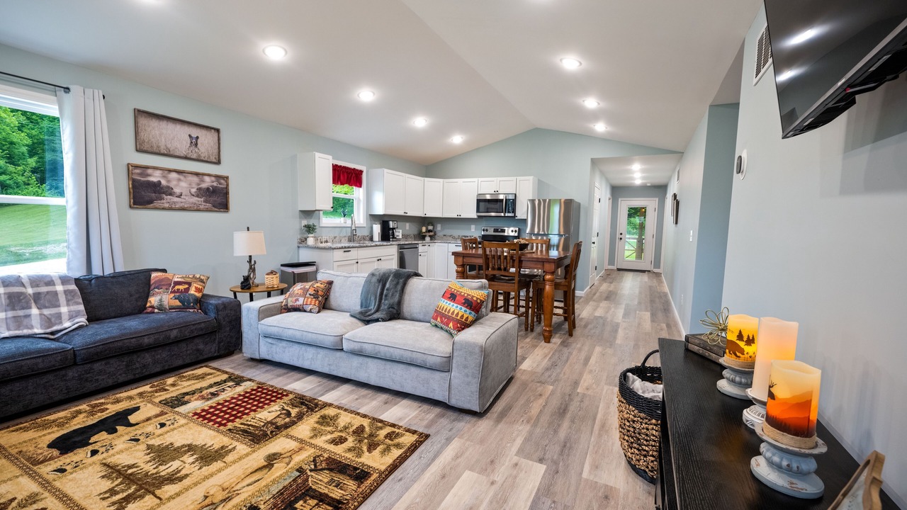Photo of Livingroom in Clay City