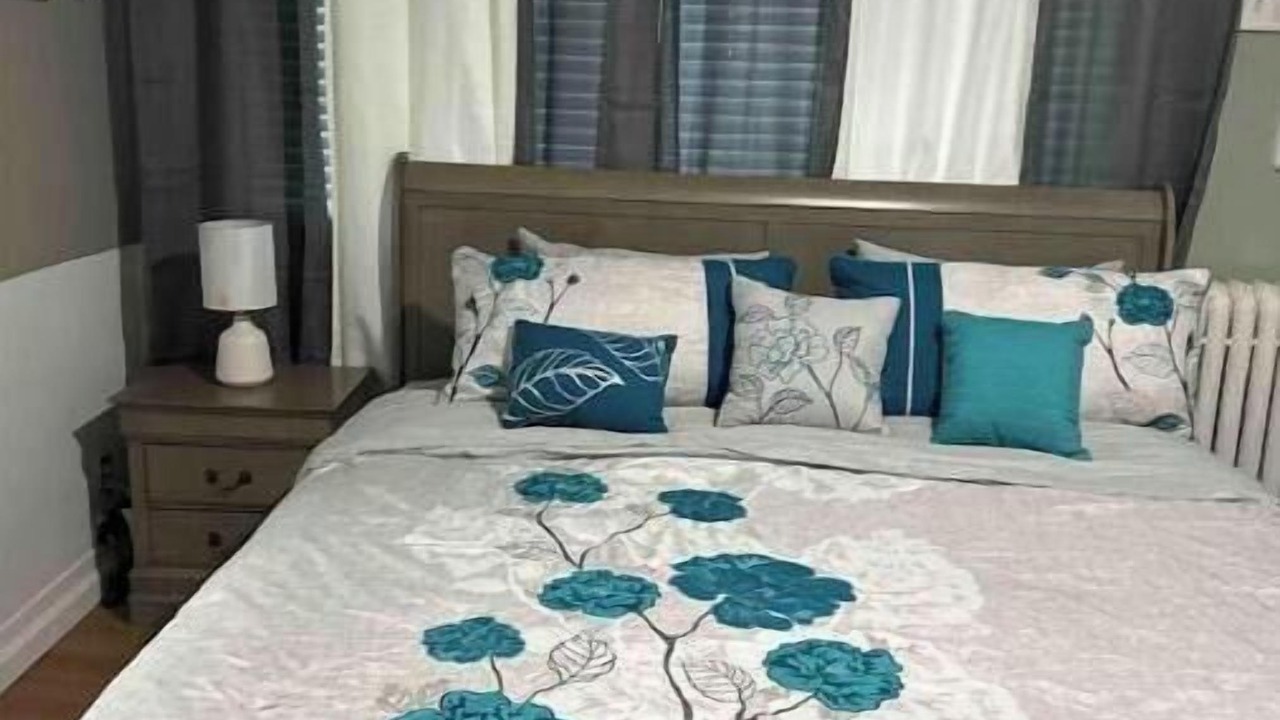 Photo of Bedroom in Schenectady