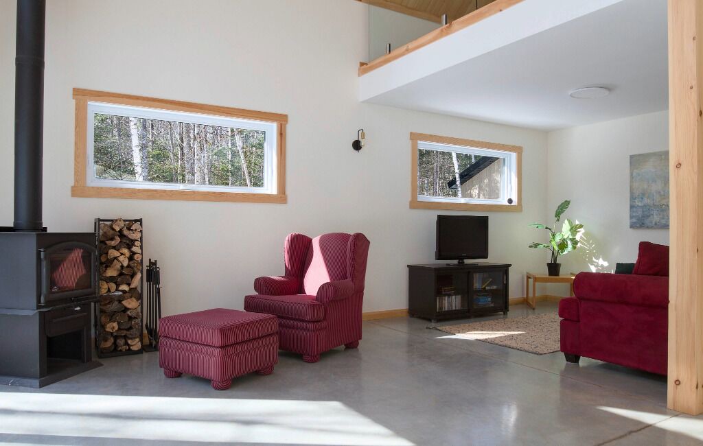 Photo of Livingroom in Sainte-Cecile-de-Whitton