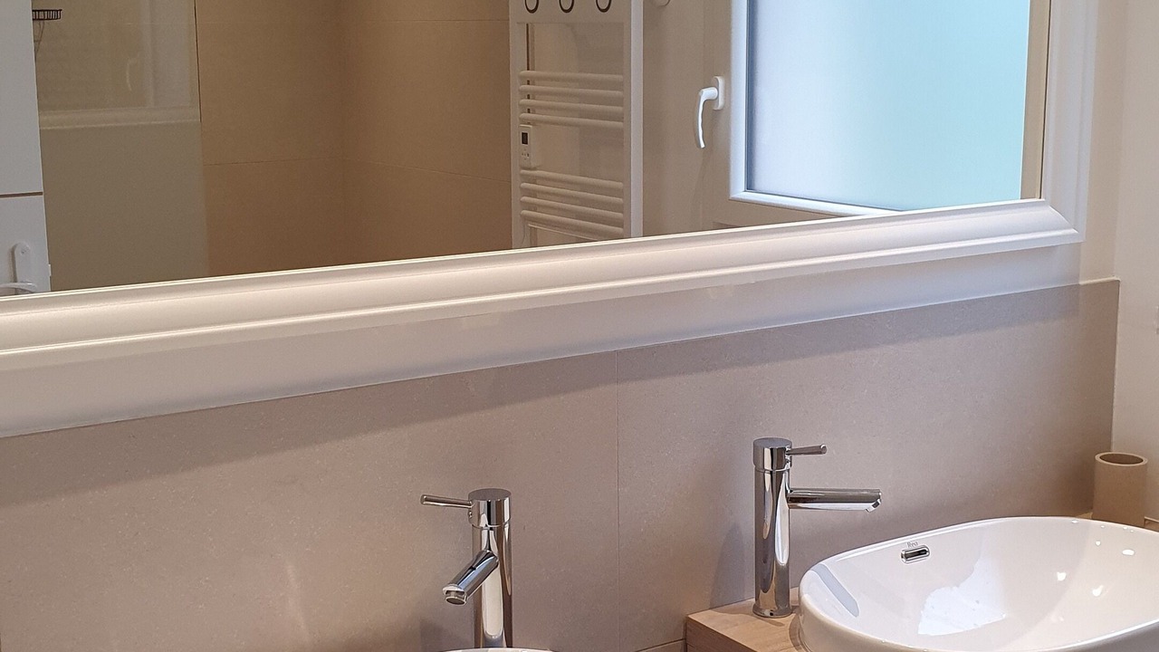 Photo of Bathroom in Antugnac