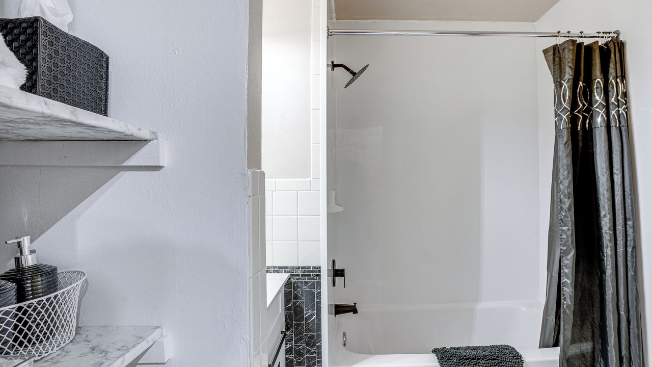 Photo of Bathroom in Willow Grove