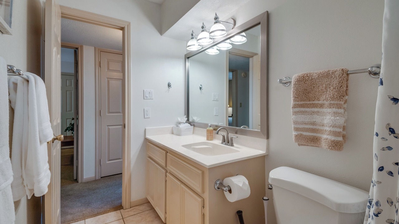 Photo of Bathroom in Cape Royale