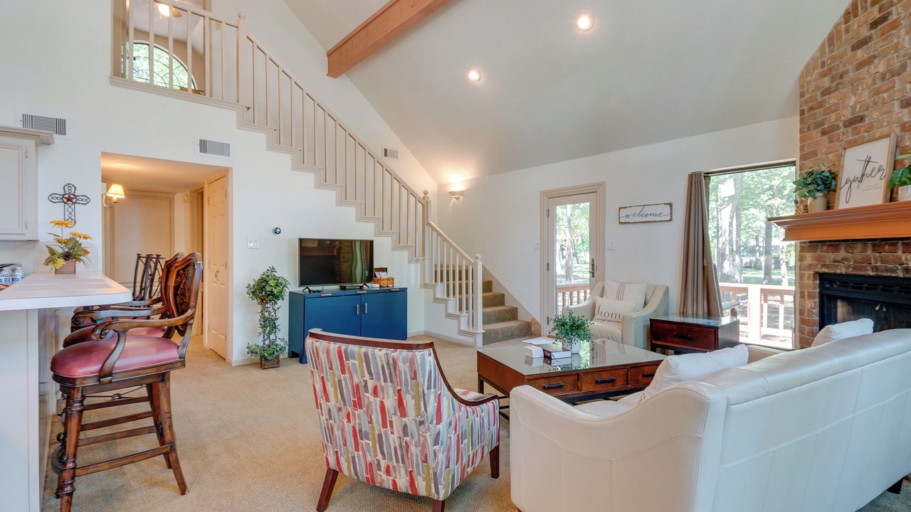 Photo of Livingroom in Cape Royale