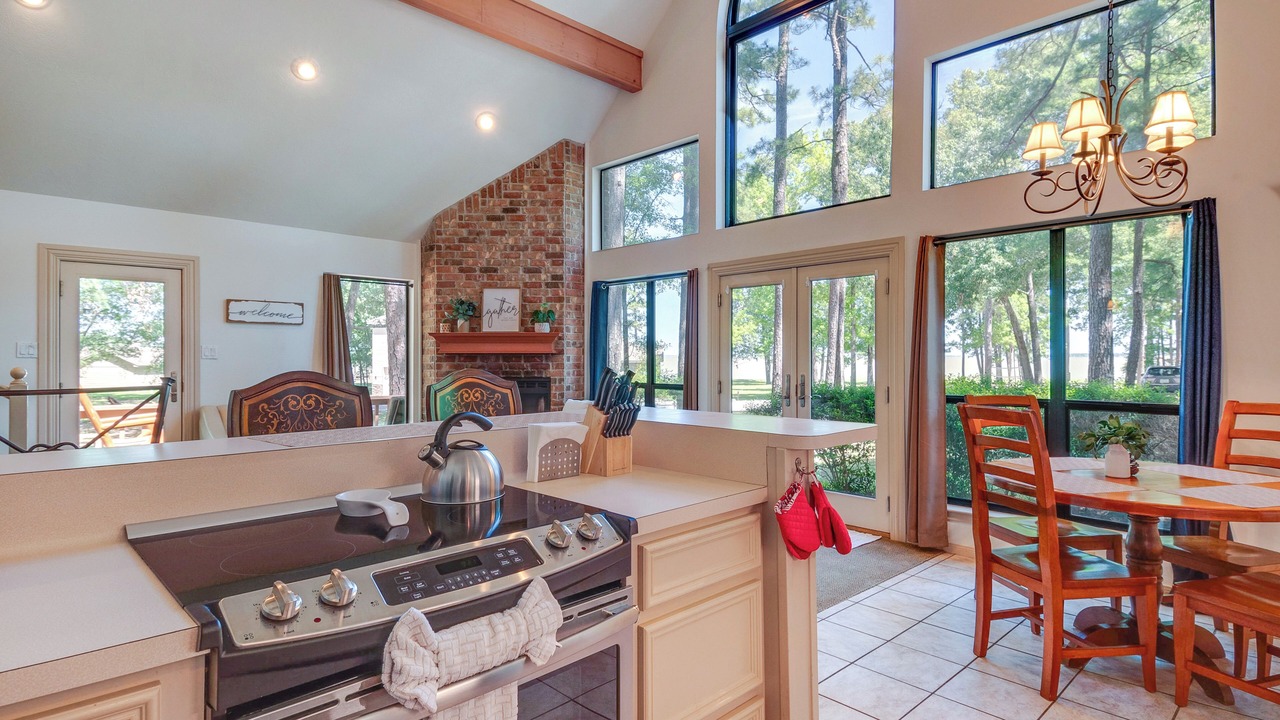 Photo of Kitchen in Cape Royale