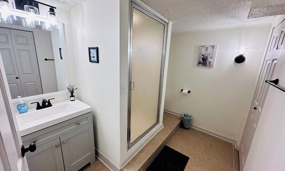 Photo of Bathroom in Independence