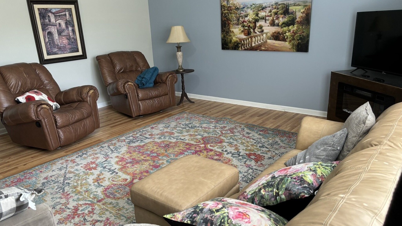 Photo of Livingroom in Simpsonville