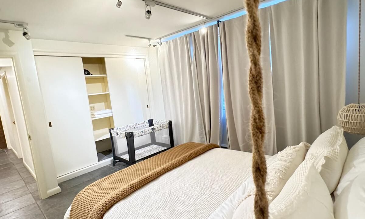 Photo of Bedroom in Linden Hills