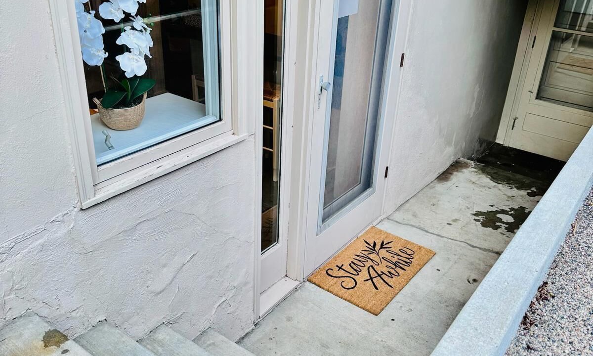 Photo of Outdoor in Linden Hills