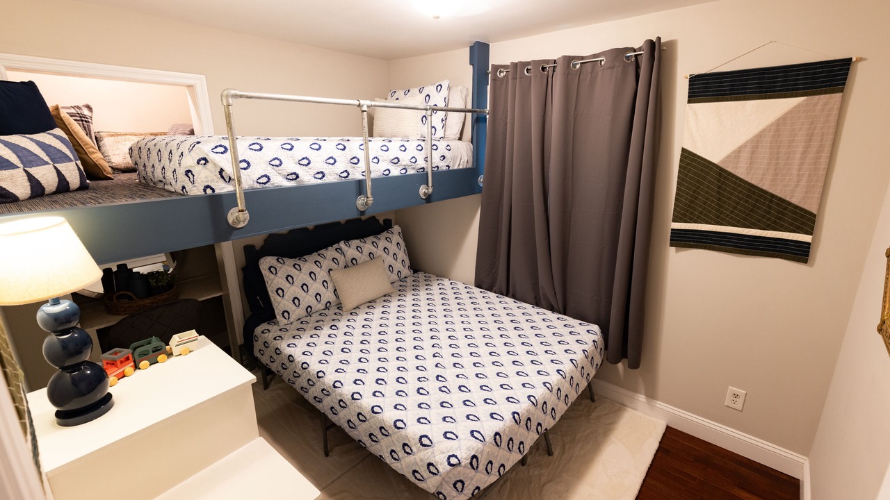 Photo of Bedroom in Rock Harbor