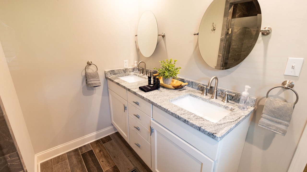 Photo of Bathroom in Rock Harbor