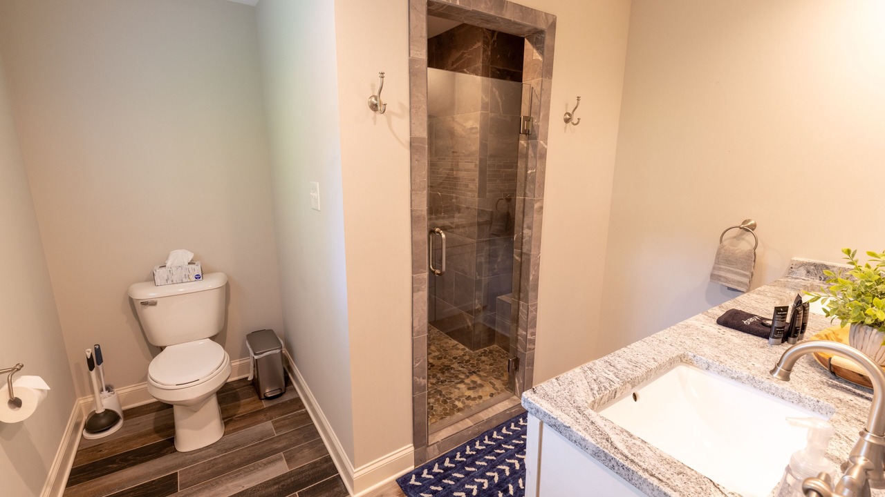 Photo of Bathroom in Rock Harbor