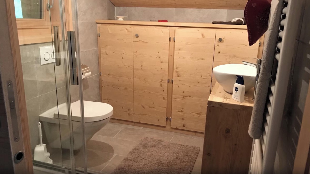 Photo of Bathroom in Mase