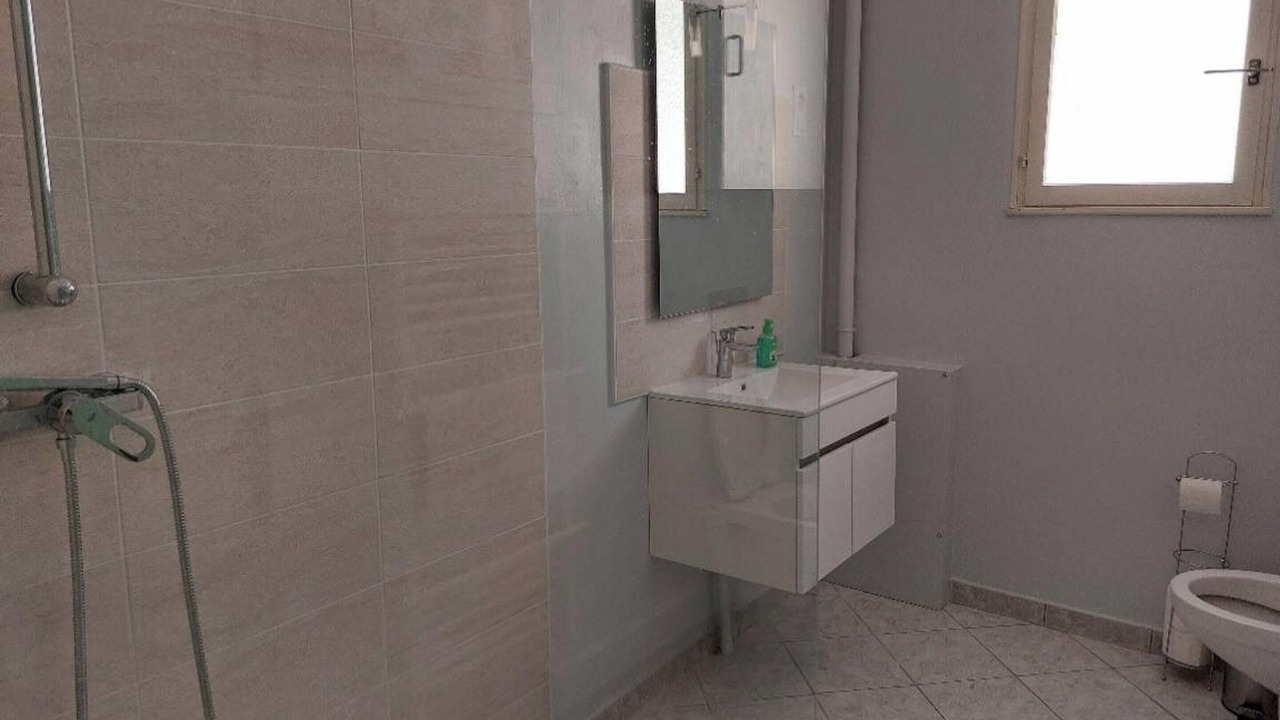 Photo of Bathroom in Saint-Nazaire