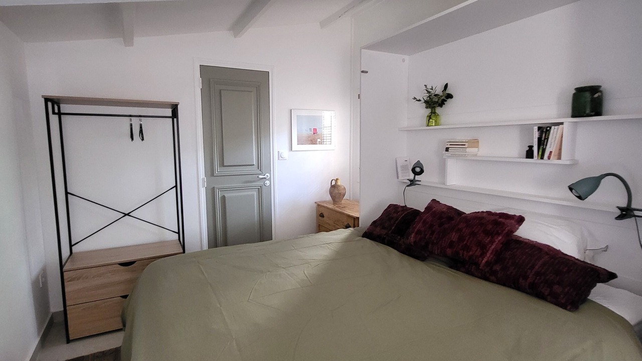 Photo of Bedroom in Uzes