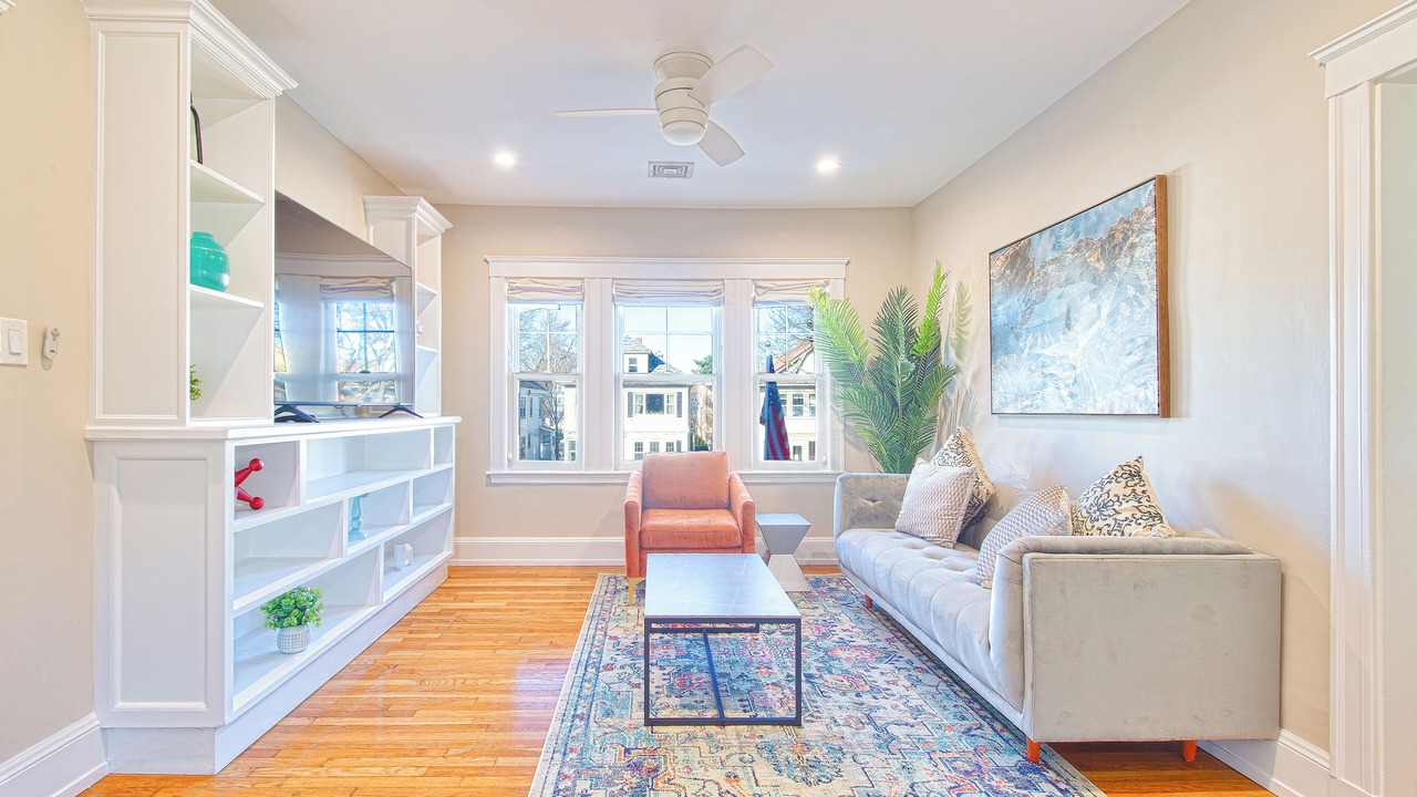 Photo of Livingroom in Lower East Mills - Cedar Grove