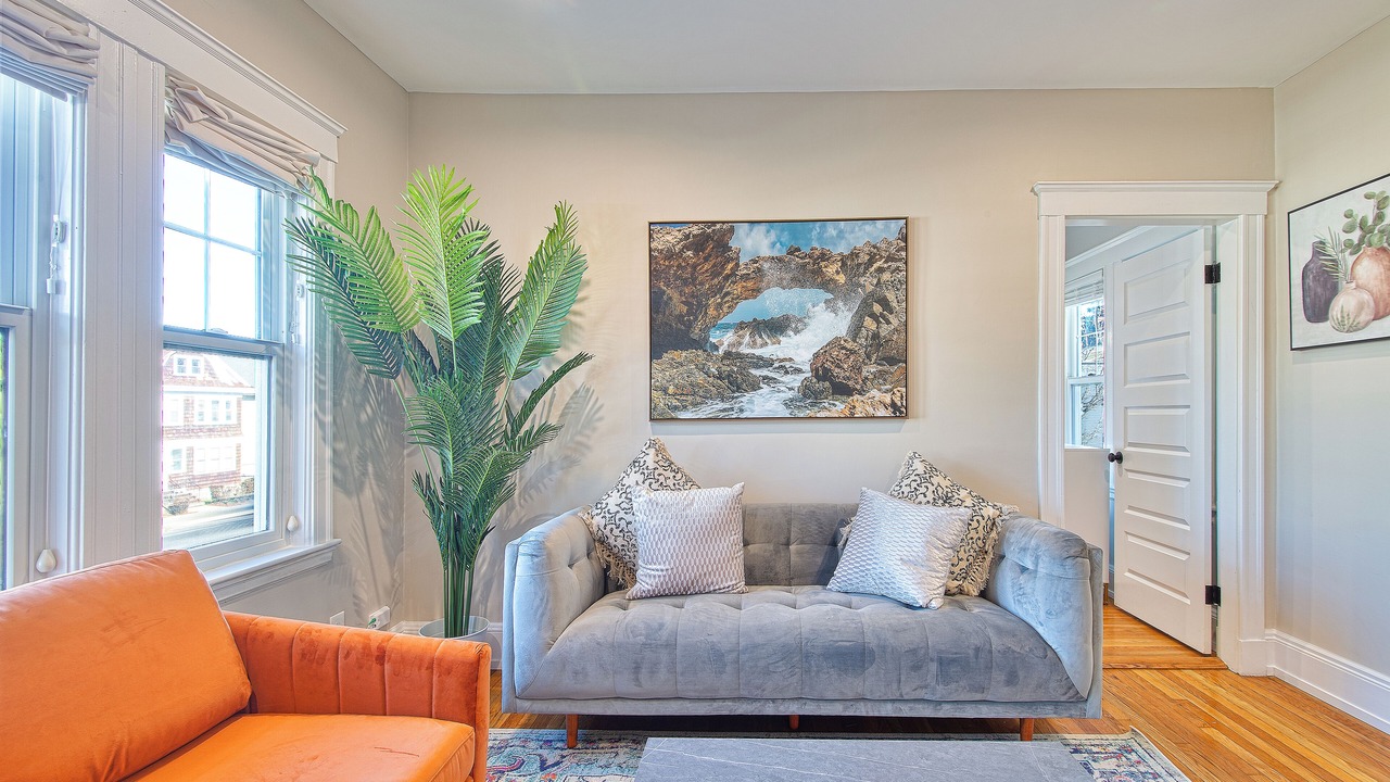 Photo of Livingroom in Lower East Mills - Cedar Grove