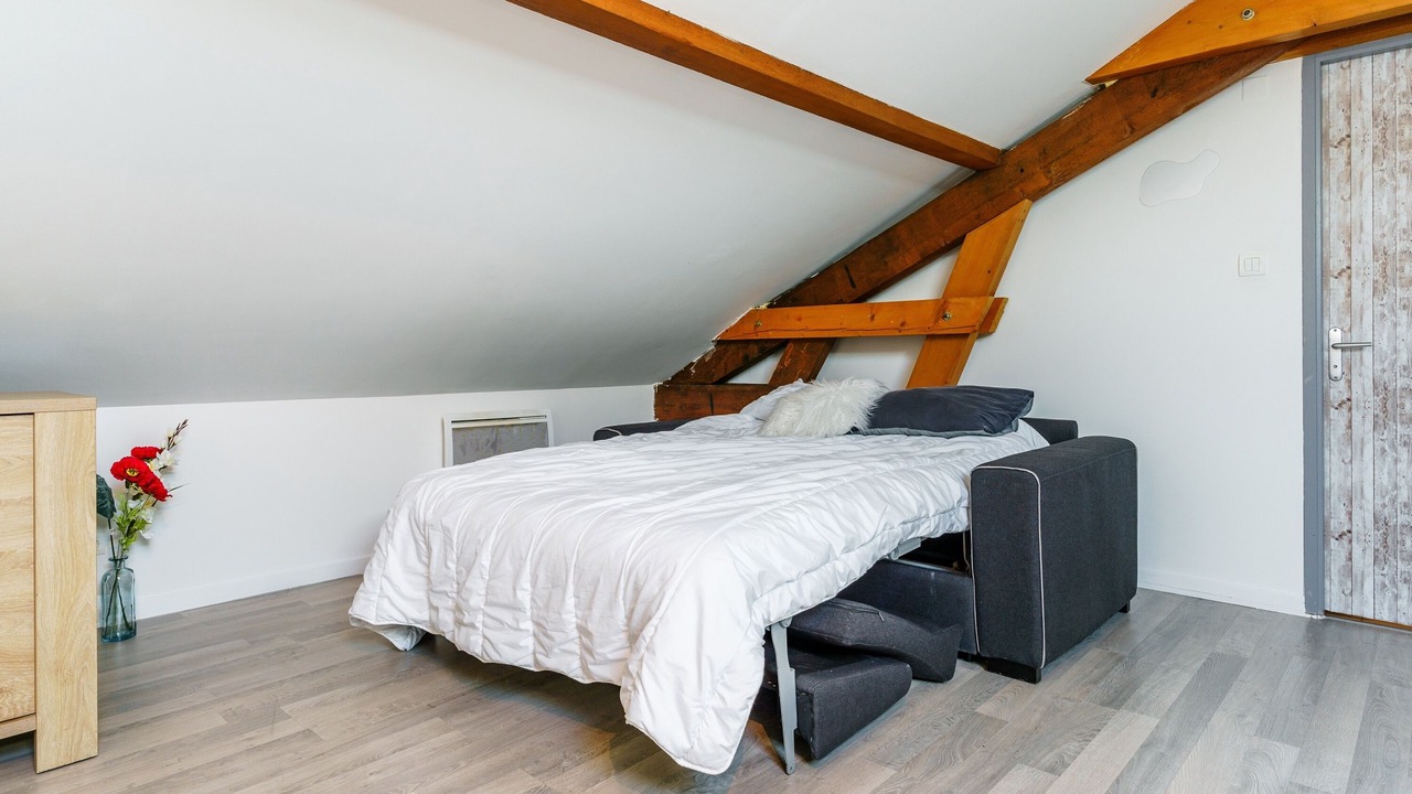 Photo of Bedroom in Semecourt