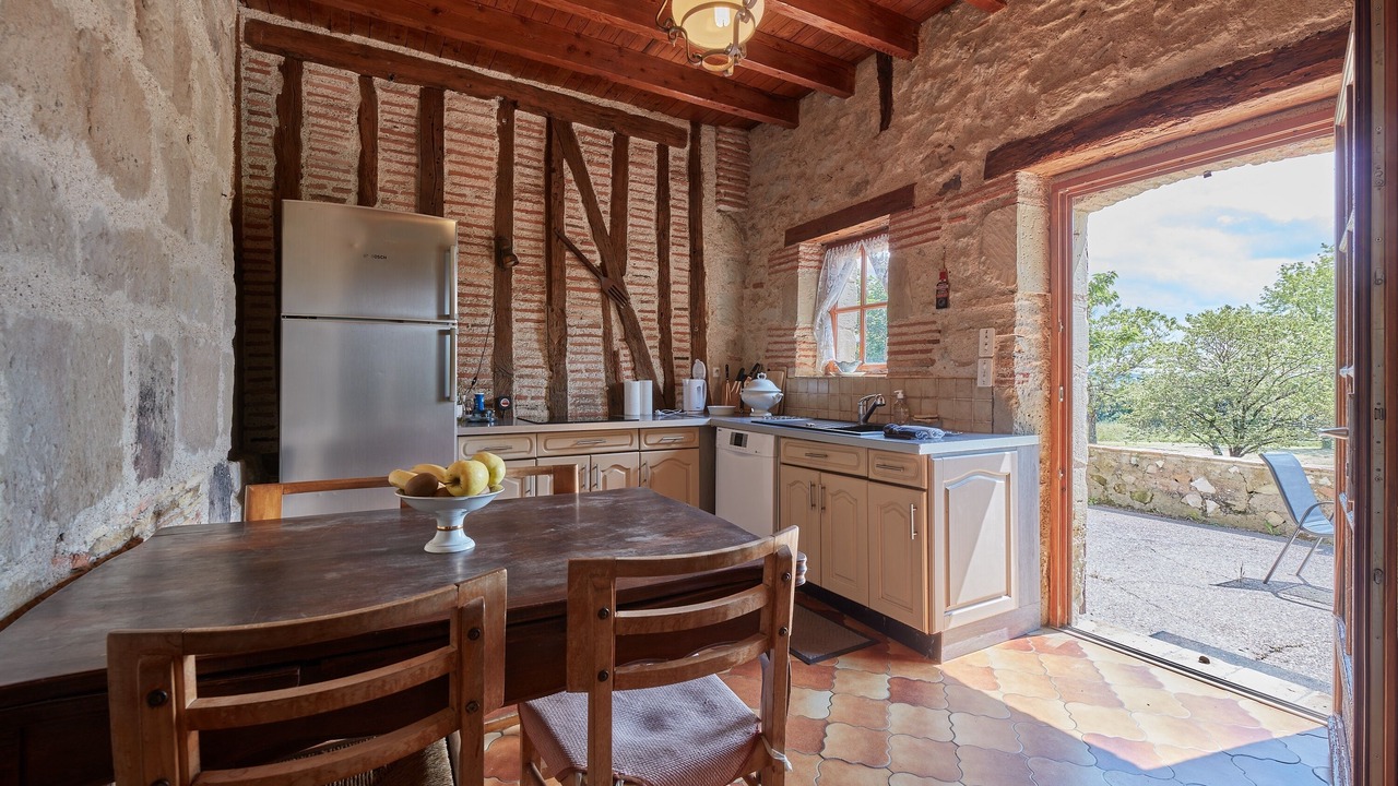 Photo of Kitchen in Tombeboeuf