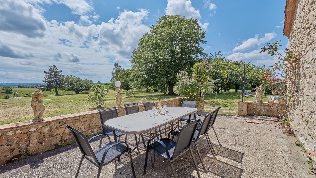 Photo of Outdoor in Tombeboeuf