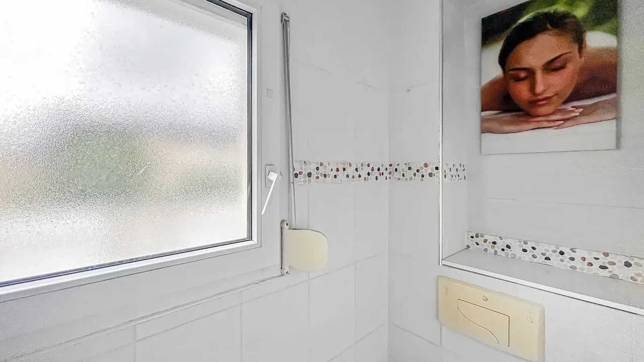 Photo of Bathroom in Saint-Herblain