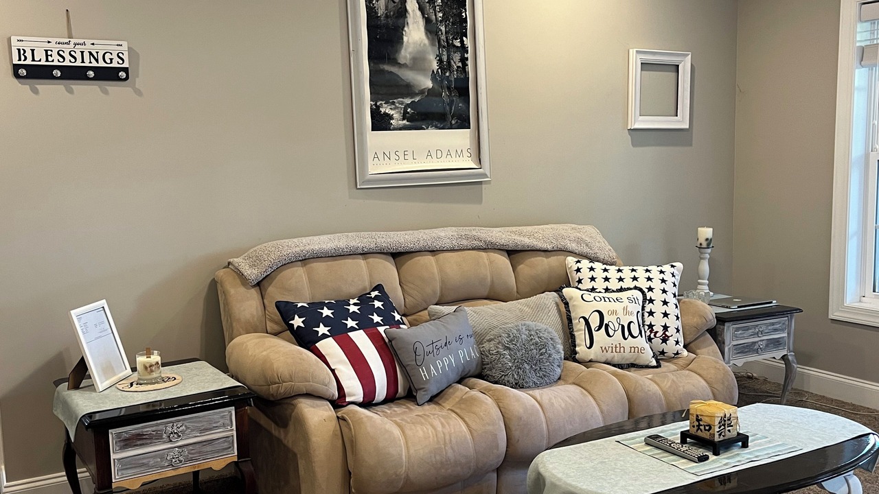 Photo of Livingroom in Forest