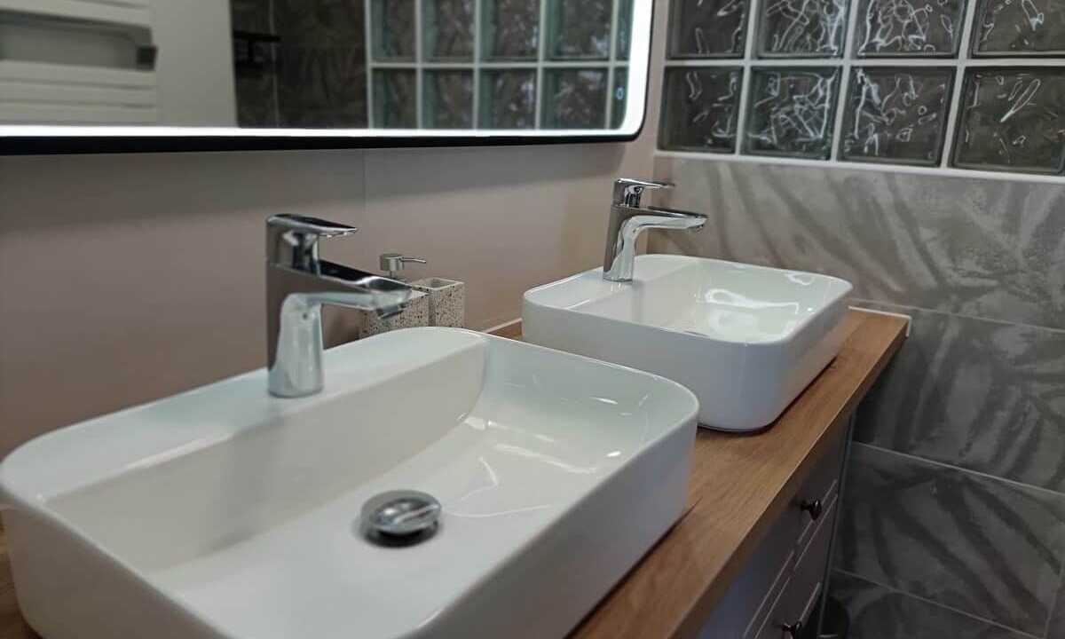 Photo of Bathroom in Dernancourt