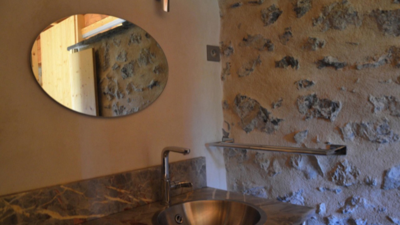 Photo of Bathroom in Gembrie