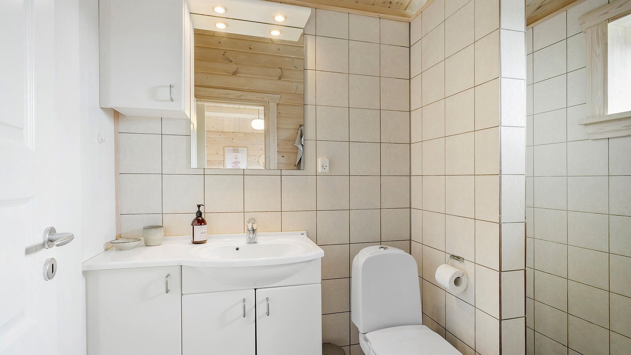 Photo of Bathroom in Østerskov