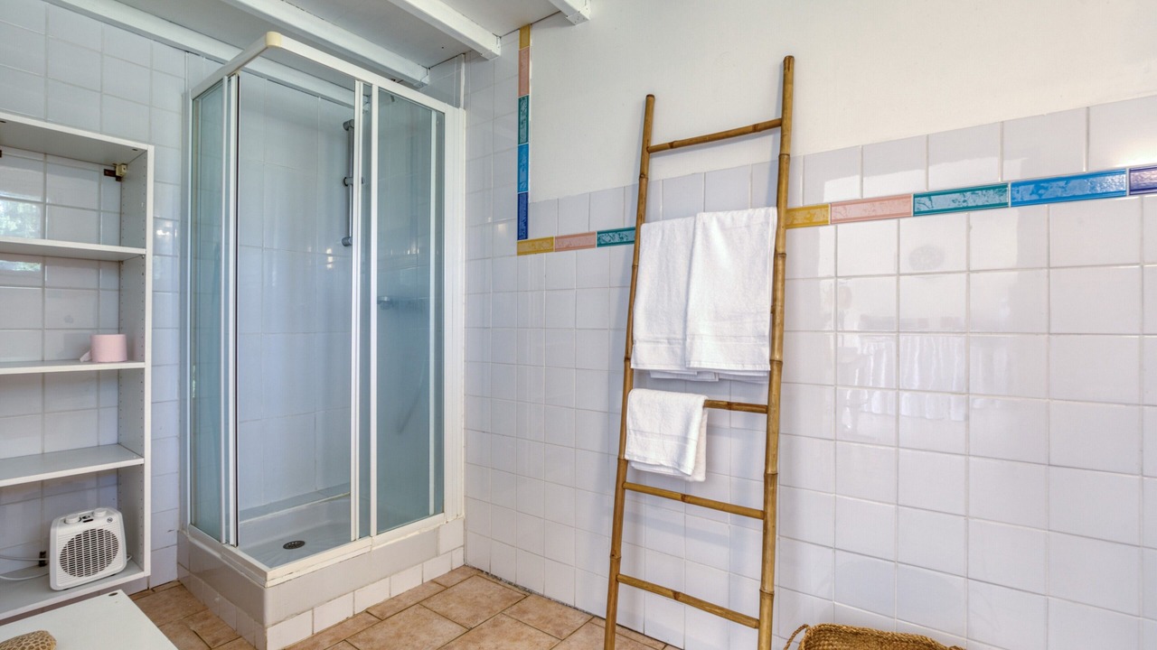 Photo of Bathroom in Saintes-Maries-de-la-Mer