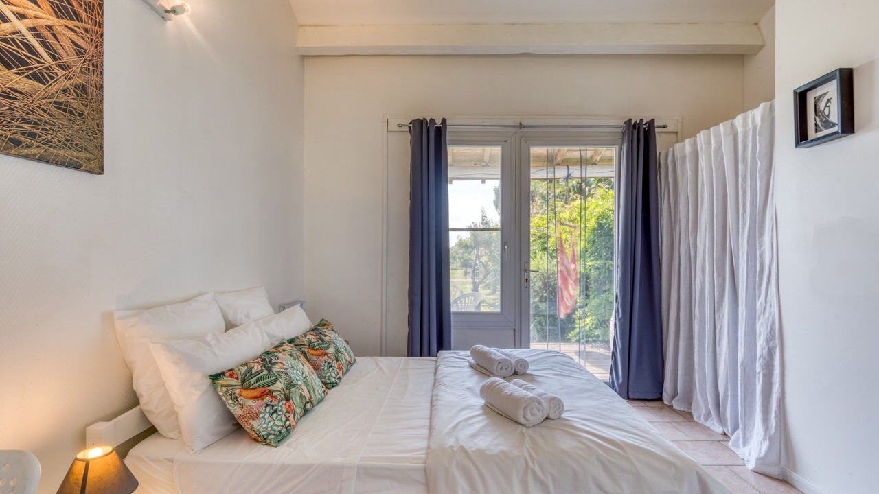 Photo of Bedroom in Saintes-Maries-de-la-Mer