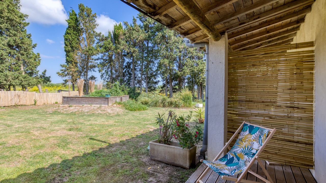 Photo of Patio Balcony in Saintes-Maries-de-la-Mer
