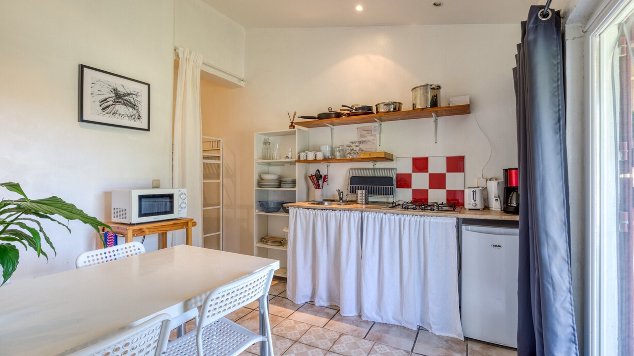 Photo of Kitchen in Saintes-Maries-de-la-Mer