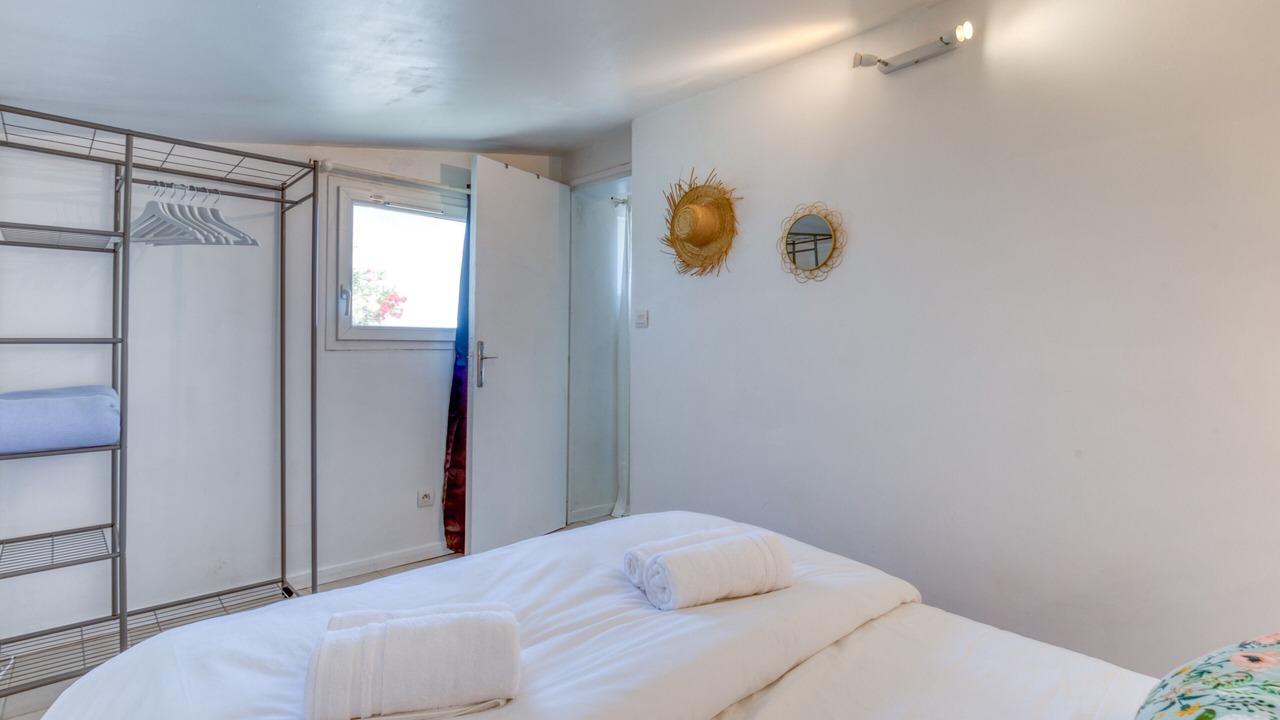 Photo of Bedroom in Saintes-Maries-de-la-Mer