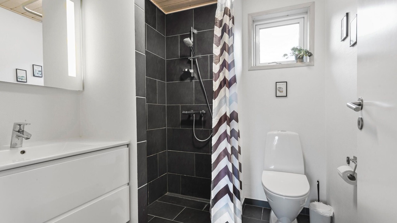 Photo of Bathroom in Bratten Strand