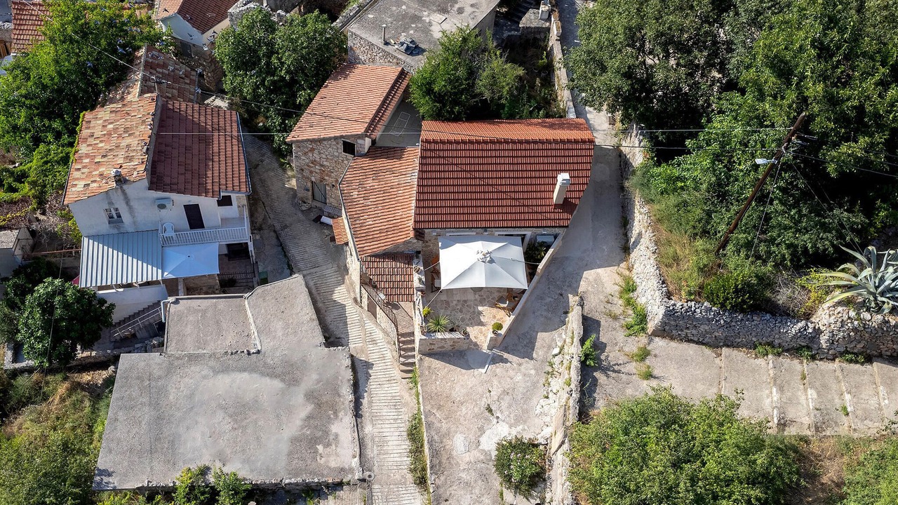 Photo of Others in Vrisnik