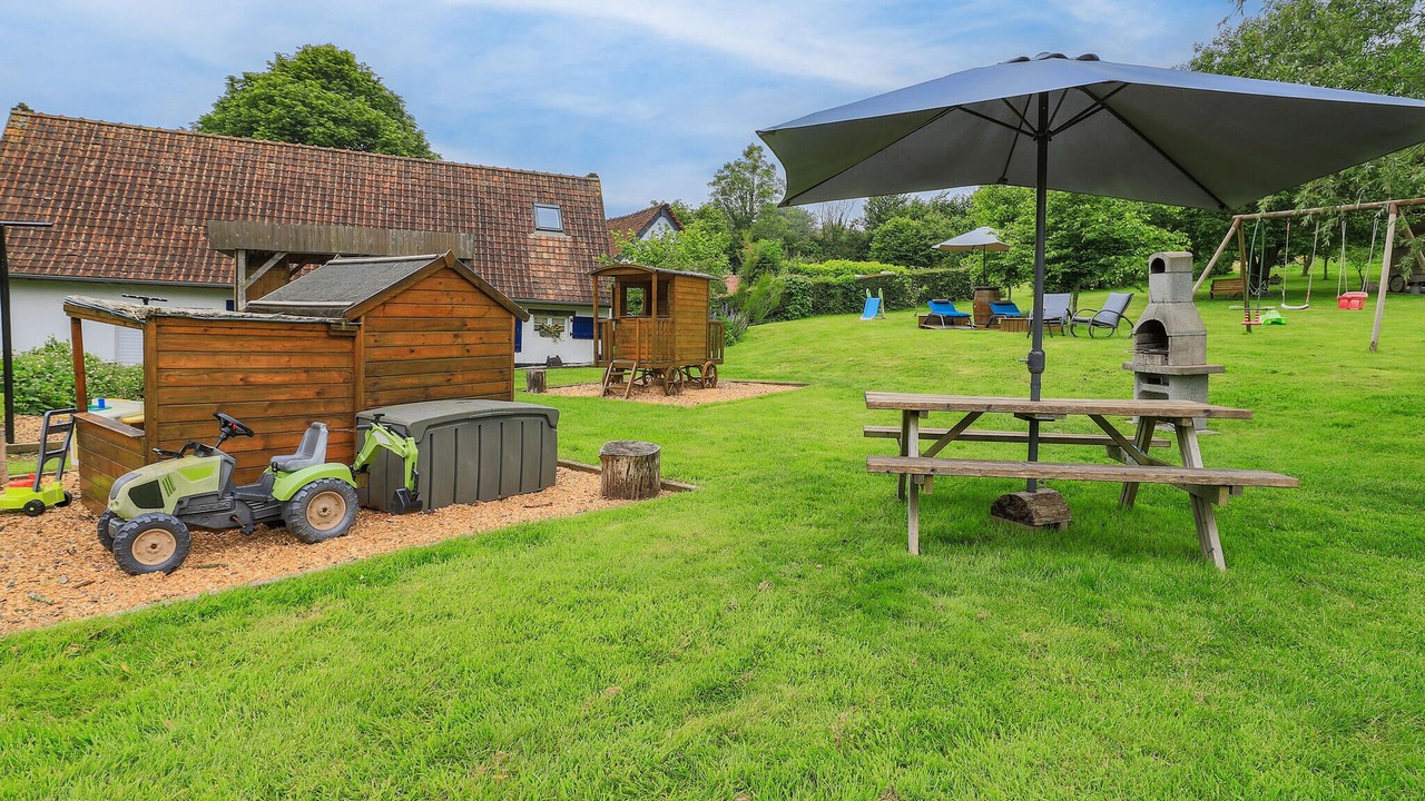 Photo of Others in Alette