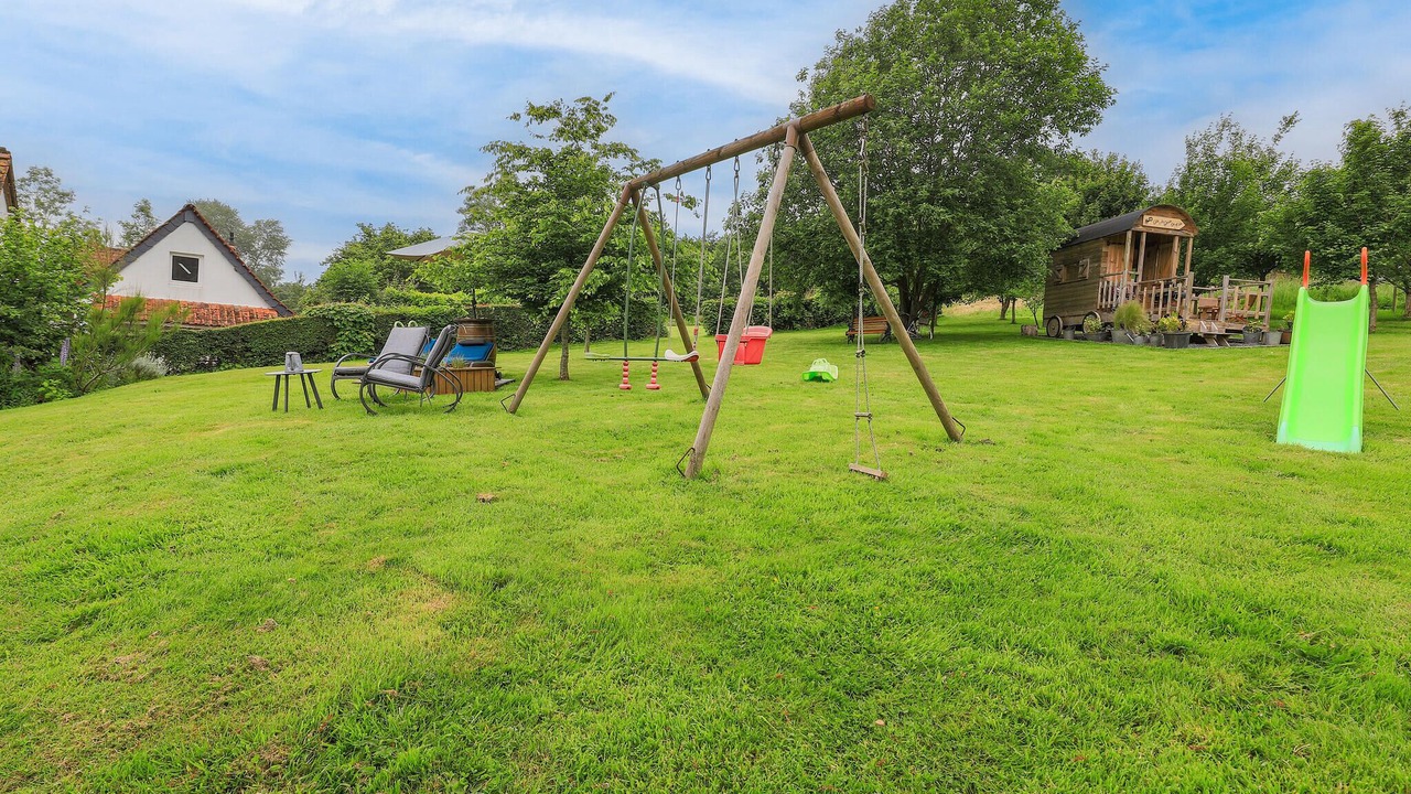 Photo of Others in Alette