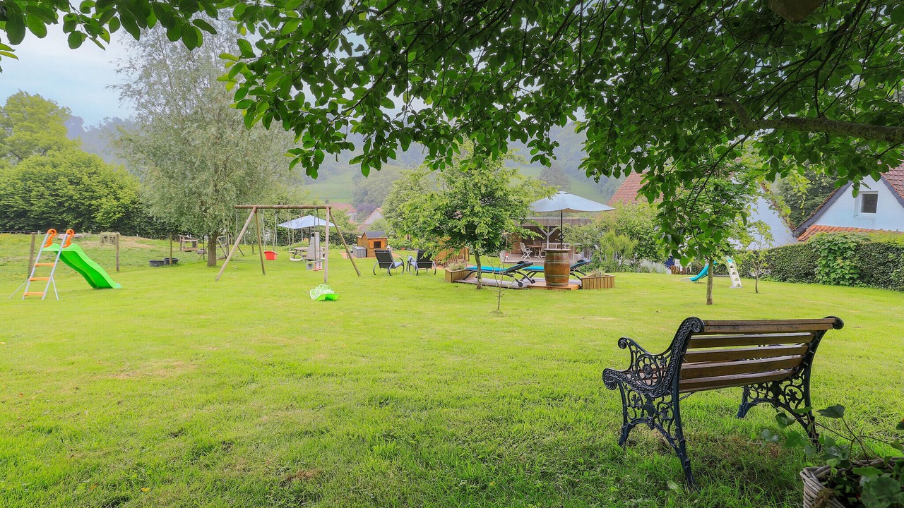 Photo of Others in Alette