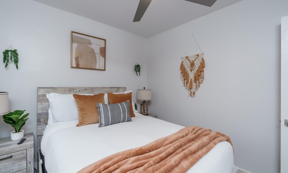 Photo of Bedroom in Coral Way