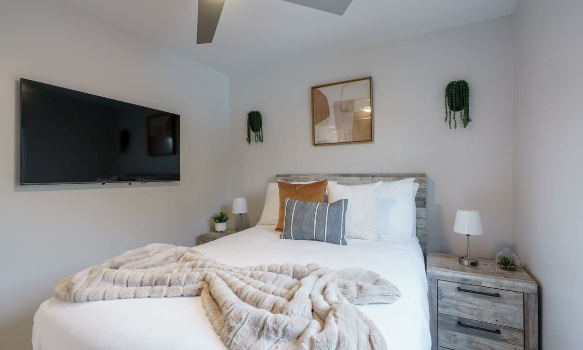 Photo of Bedroom in Coral Way