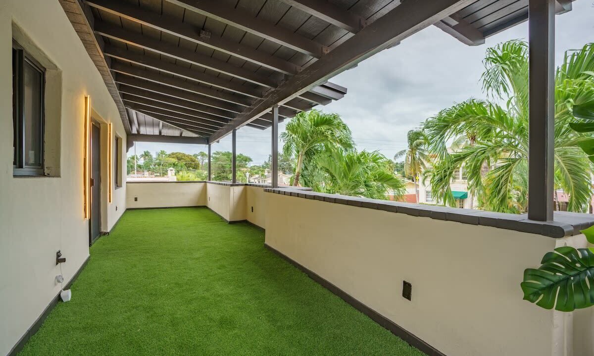 Photo of Patio Balcony in Coral Way