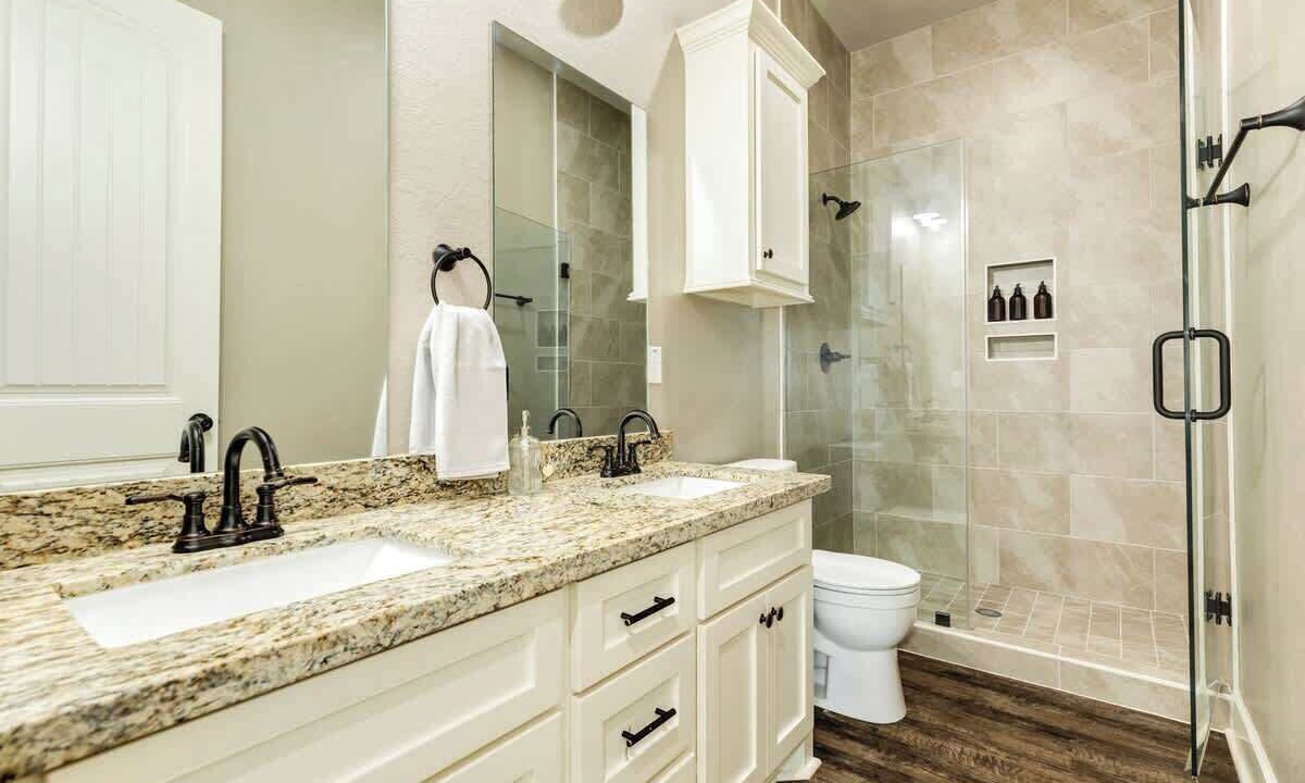 Photo of Bathroom in Freeport