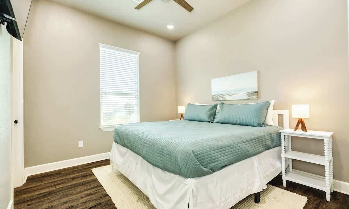 Photo of Bedroom in Freeport