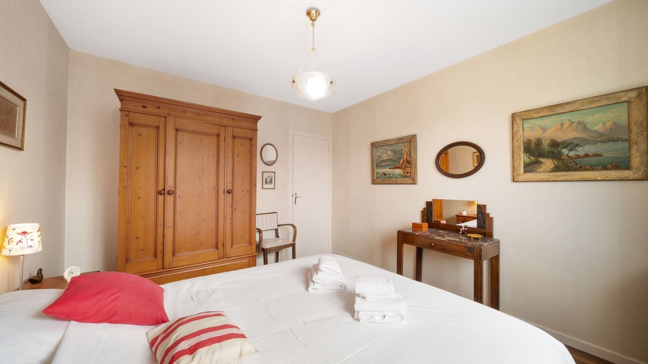 Photo of Bedroom in Chorey-les-Beaune