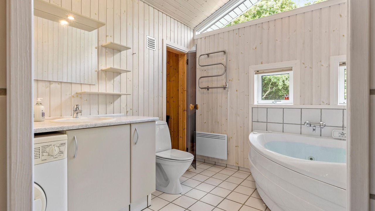Photo of Bathroom in Bogense