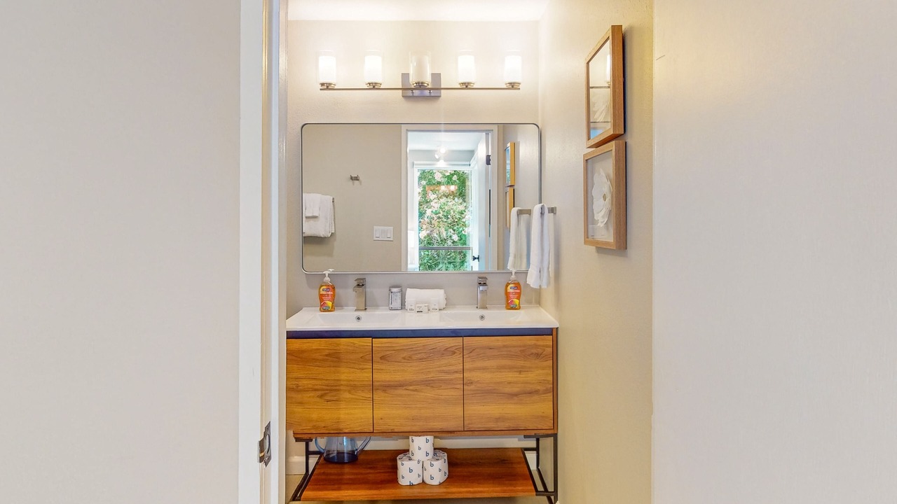 Photo of Bathroom in Vashon Island