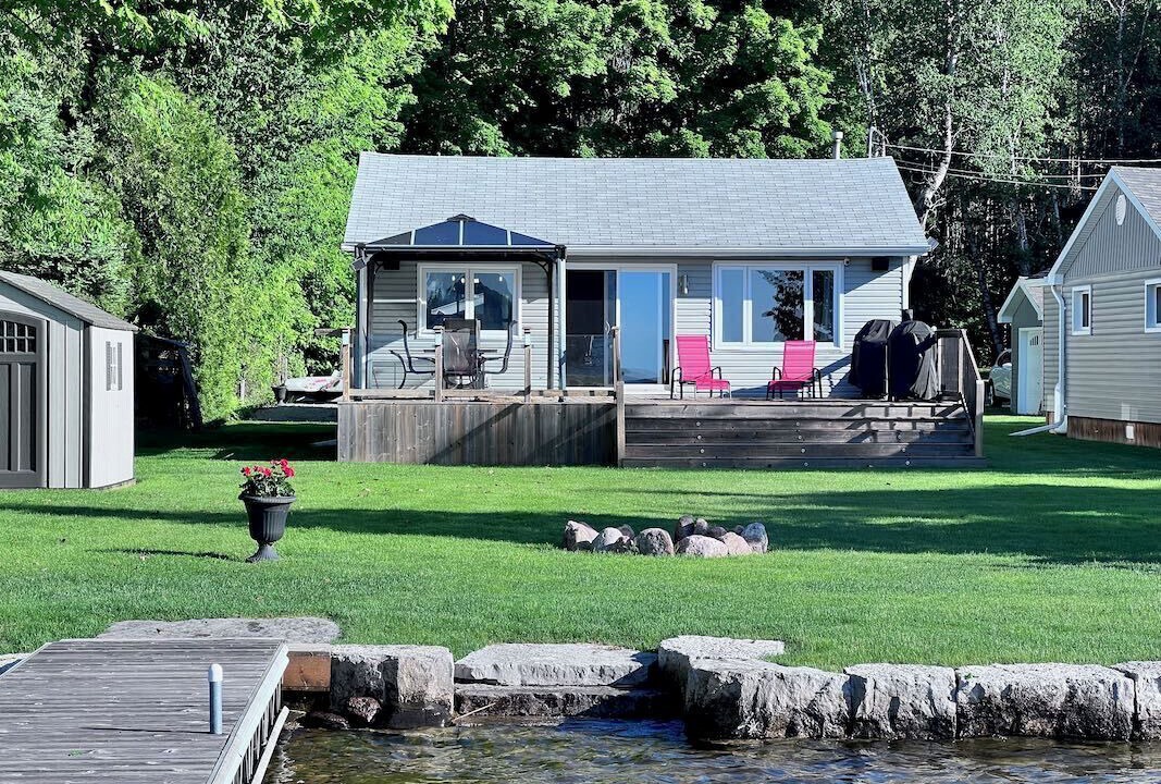 Photo of Patio Balcony in Trent Lakes