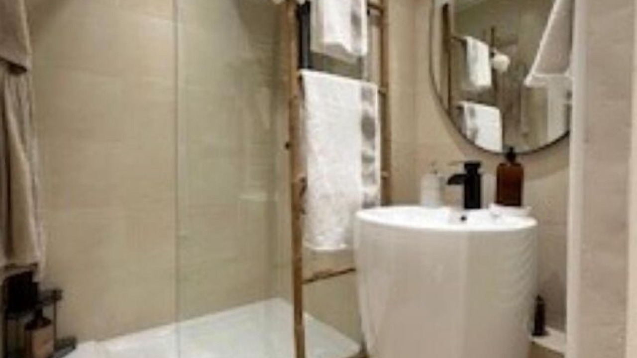Photo of Bathroom in Les Puces de Saint-Ouen